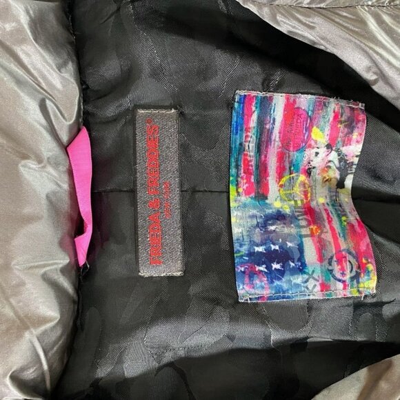 FRIEDA & FREDDIES SILVER LONG PUFFER WINTER COAT - M - Picture 8 of 11